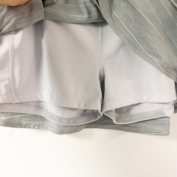ATHLETA Ruffle Swagger Tennis Tiered Skirt Skort Light Gray  - Women’s XL - Picture 9 of 9